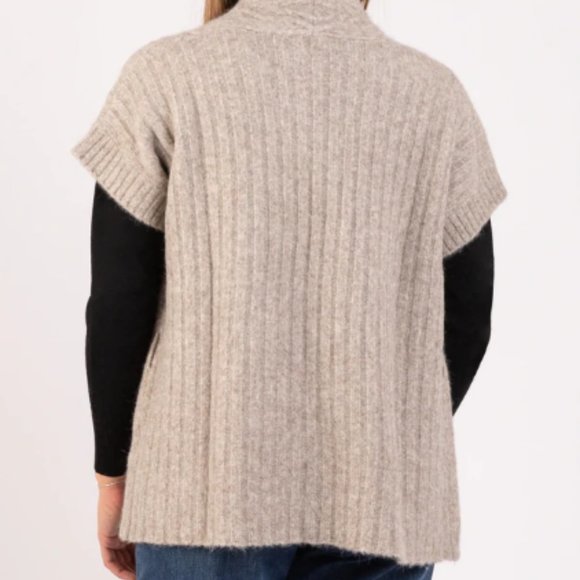 Alysi Soft Shortsleeved Cable-knit Cardigan, Beige, Size S - Picture 14 of 15